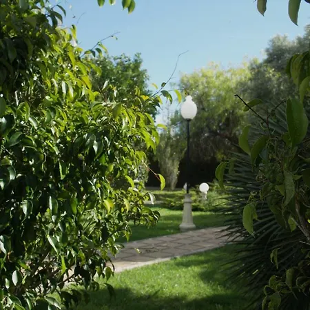 Santa Maria Villa