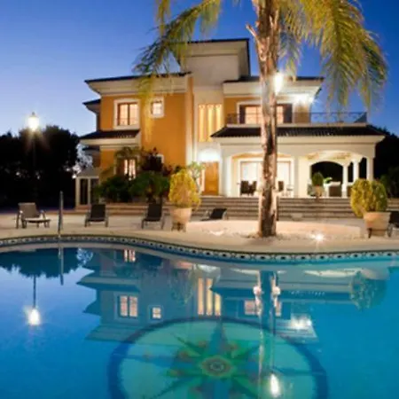Villa Santa Maria *