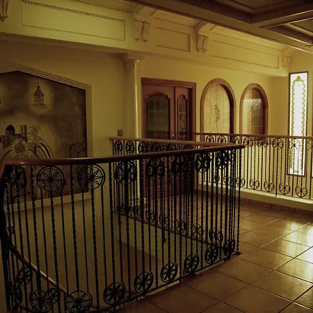 Santa Maria Villa