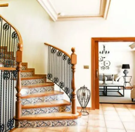 Santa Maria Villa