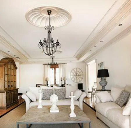 Santa Maria Villa